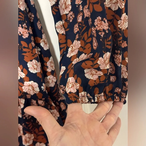 Francesca's Alya Brelynn Ruffle Wrap Dress Navy Blue Pink Floral Flowy - Picture 4 of 7